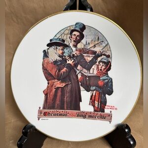 1976 Sat Evening Post Norman Rockwell “Christmas Trio” 8.5” Collectible Plate